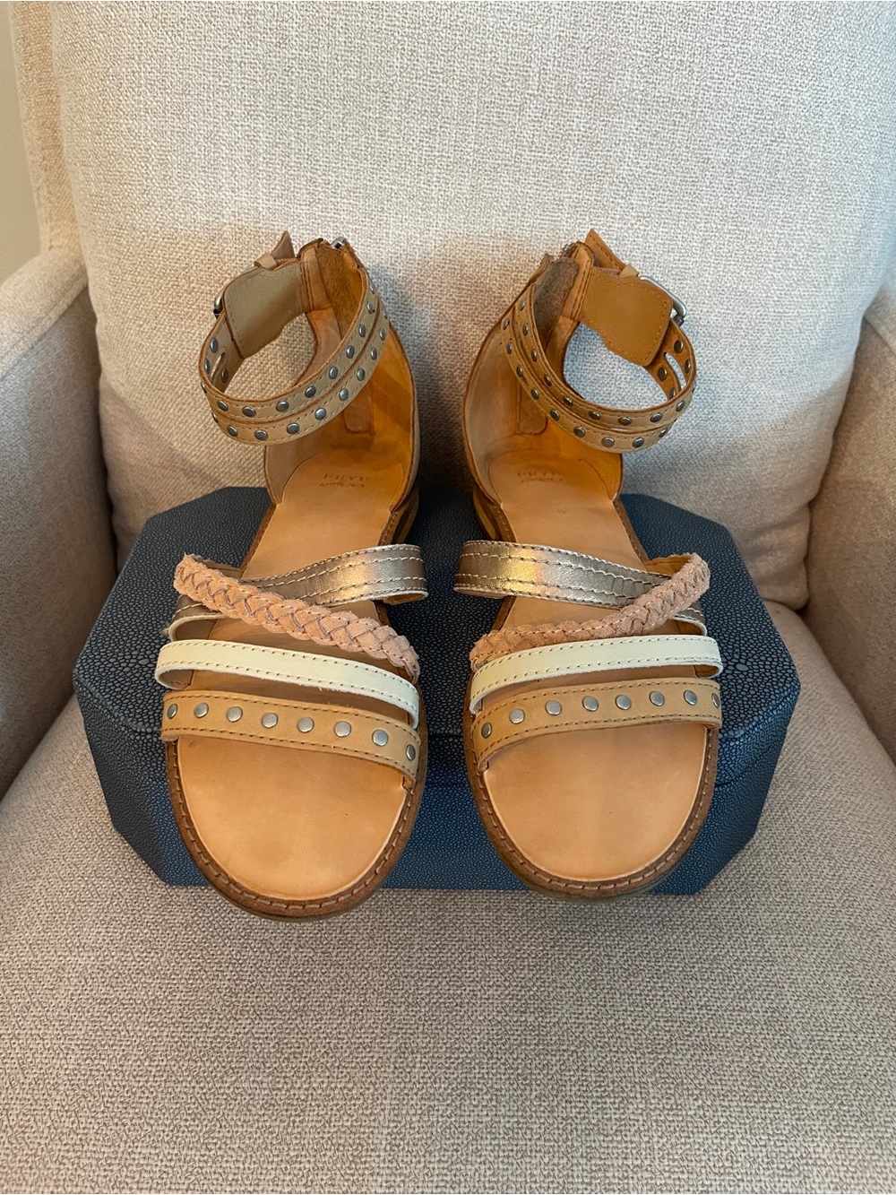 Women's Ankle-Strap Multi-Texture Sandals in Tan and Cream